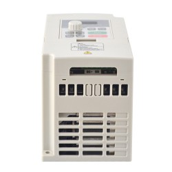 スピンドルモーター速度制御用CNC VFD可変周波数ドライブインバーター 2.2KW 3HP 20A 110V