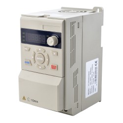 H110シリーズ CNCスピンドルモーター用 VFD可変周波数ドライブインバーター 3HP 2.2KW 12.5A 単相/三相 220V