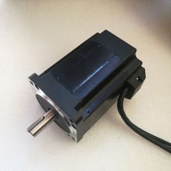 24V ブラシレスDCモーター OK86BLS130-430 270Ncm 850W 3500RPM 3相 86x86x130mm