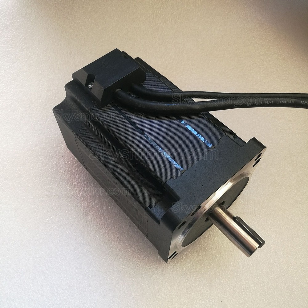 24V ブラシレスDCモーター OK86BLS130-430 270Ncm 850W 3500RPM 3相 86x86x130mm